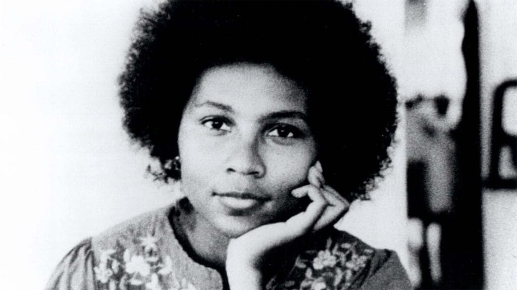 bell-hooks-bw-portrait-16x9-1-1024x576